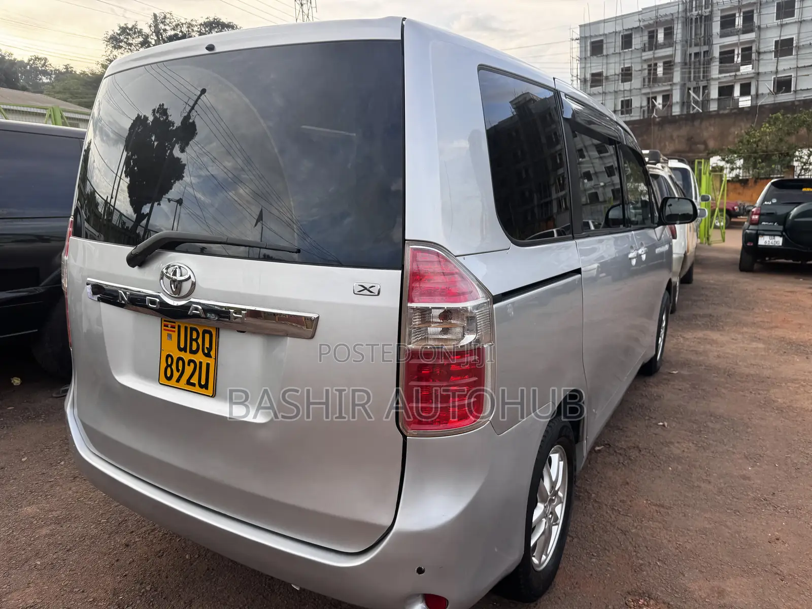 Toyota Noah 2008 Silver