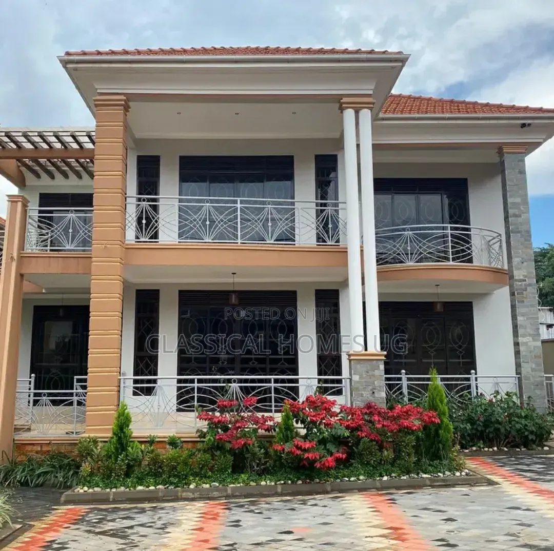 5bdrm Duplex in Lubowa Entebbe Road, Central Division for rent