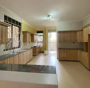 5bdrm Duplex in Lubowa Entebbe Road, Central Division for rent