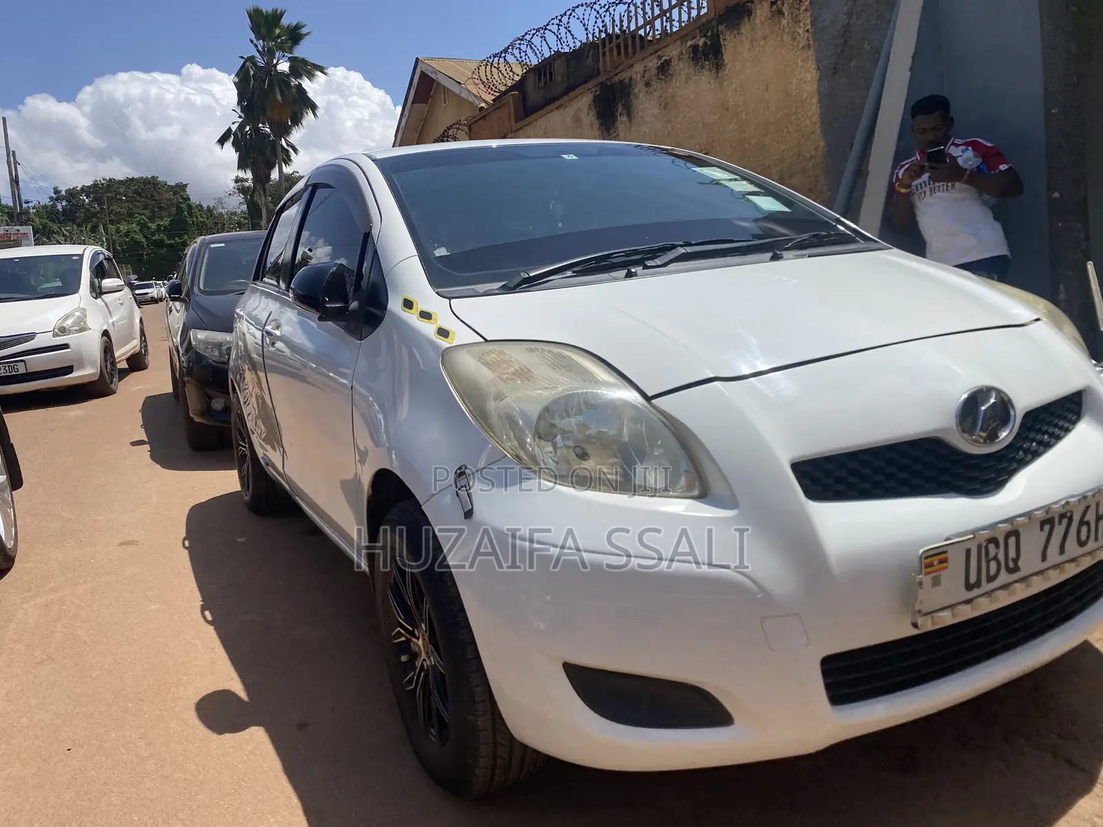 Toyota Vitz 2012 White