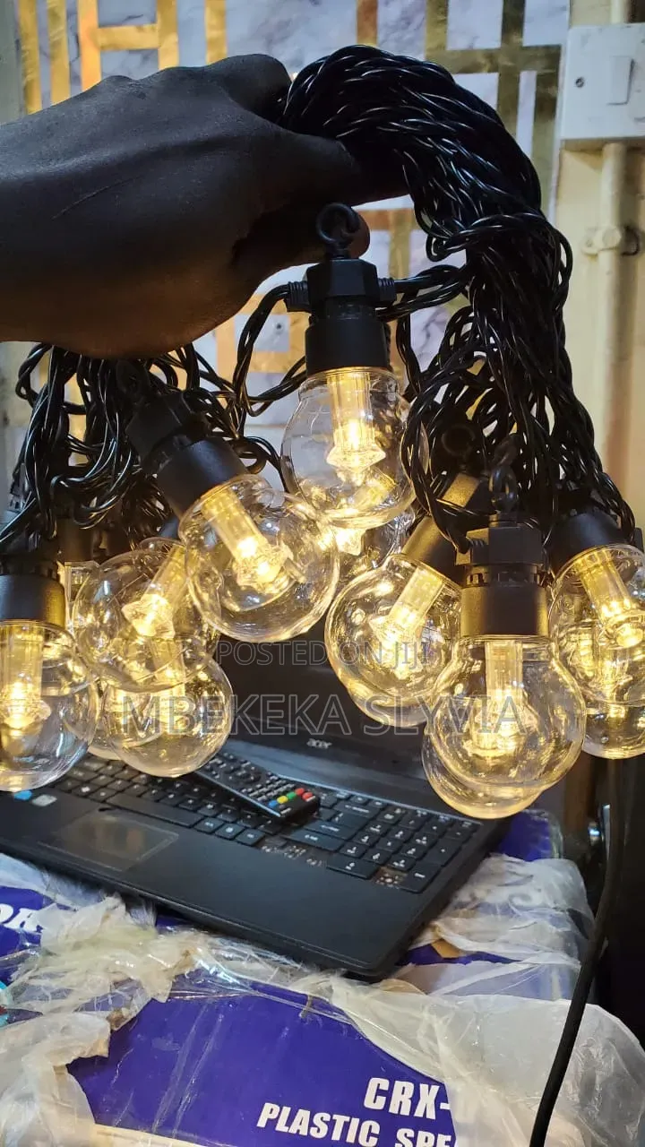Outdoor Christmas Lights 10m-20bulbs Warm Yellow/ in and Outdoor Light