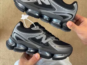 New Balance Abzorb 2000 Sneakers. Dark Silver