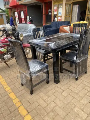 4 Seater Dining Table