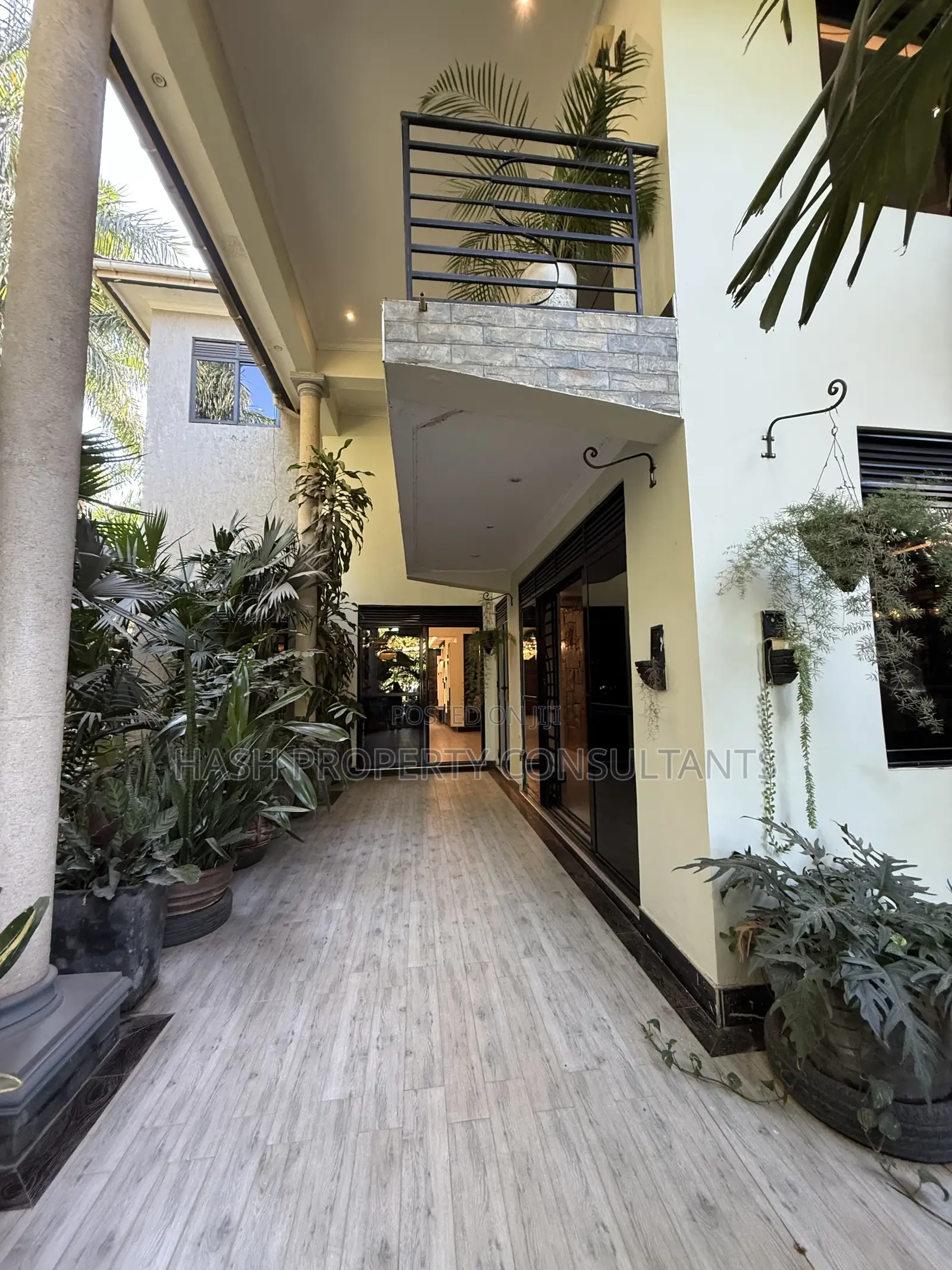 6bdrm House in Kansanga, Central Division for rent