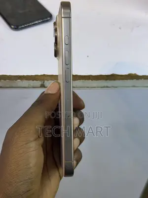 Apple iPhone 16 Pro 512 GB Gold