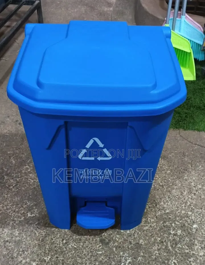 50litres Blue Plastic Recyclable Waste Bin With a Foot Pedal.