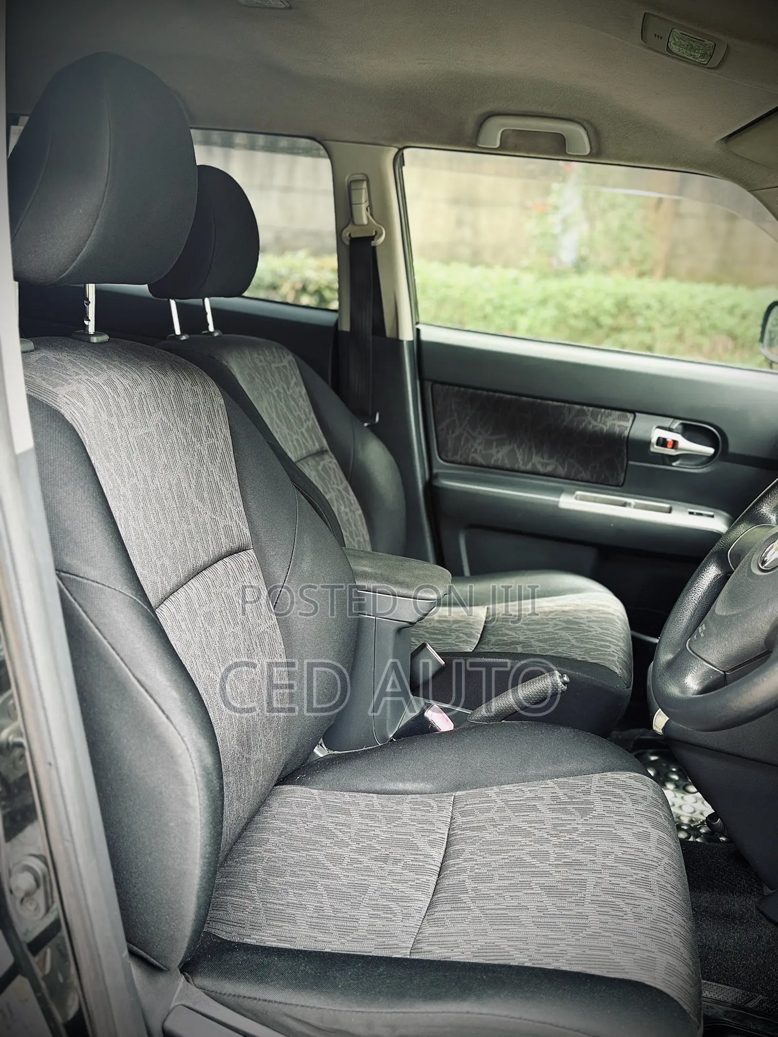 Toyota Corolla Rumion 2010 Black
