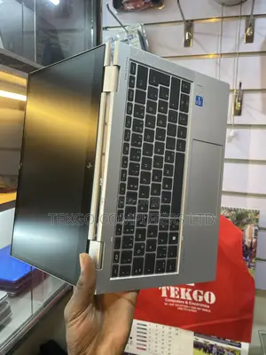 Laptop HP EliteBook 830 G8 8GB Intel Core i5 SSD 256GB