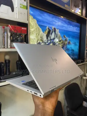 Laptop HP EliteBook 830 G8 8GB Intel Core i5 SSD 256GB