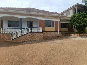 4bdrm Bungalow in Fs Properties Ltd, Nakawa for rent