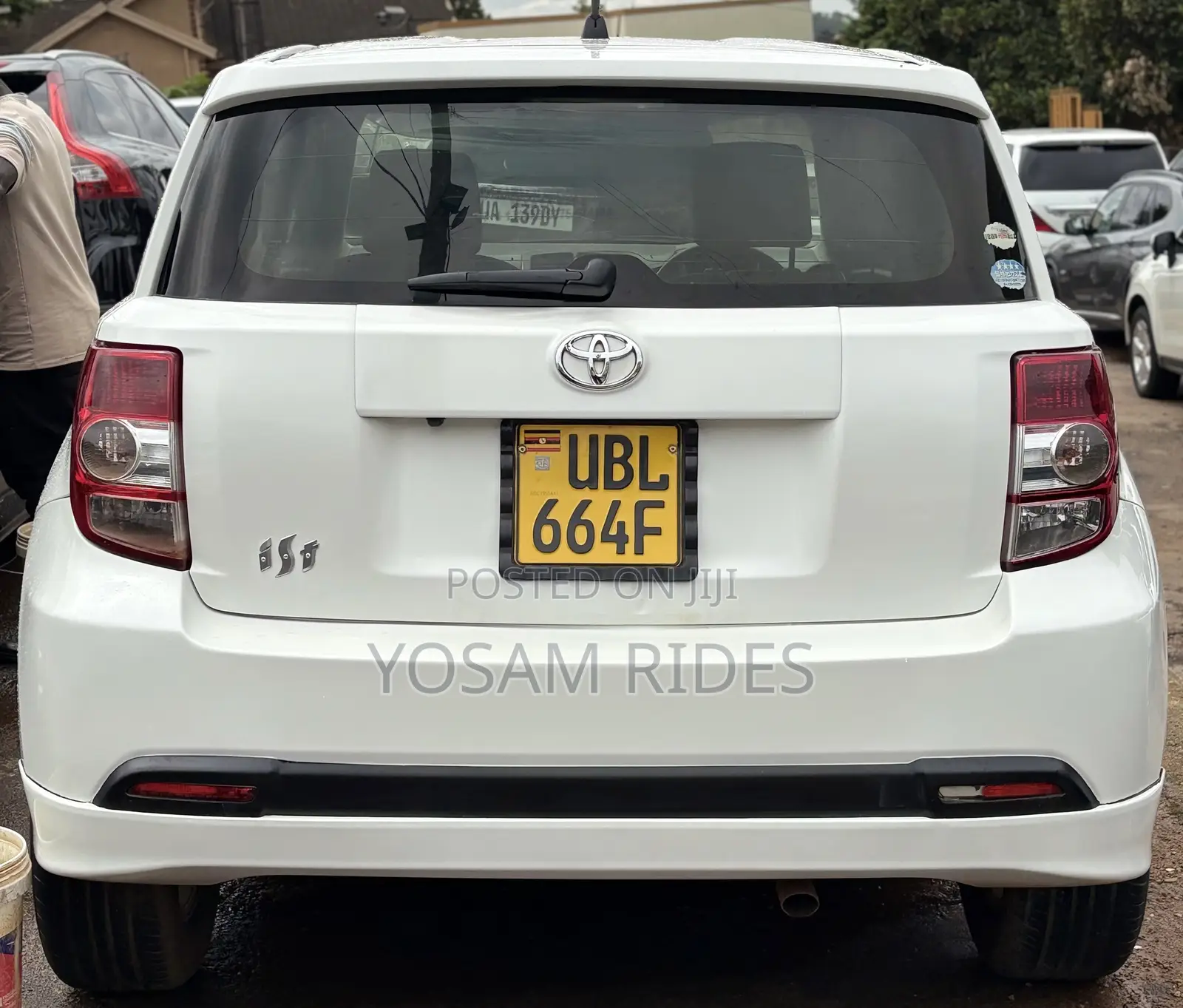 Toyota IST 2008