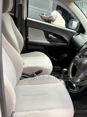 Toyota IST 2008