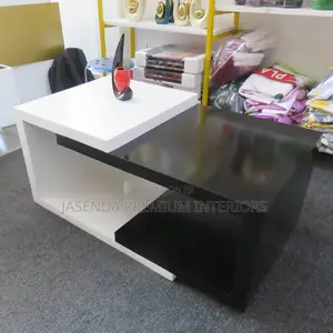 Centre Tables/Classic Center Table/Center Tables/Coffee Table/Table282