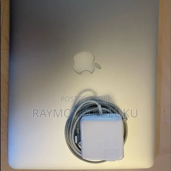 Laptop Apple MacBook Pro 2015 16GB Intel Core i7 SSD 256GB