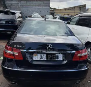 Mercedes-Benz E300 2011 Black