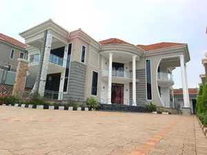 5bdrm Mansion in Kira for sale