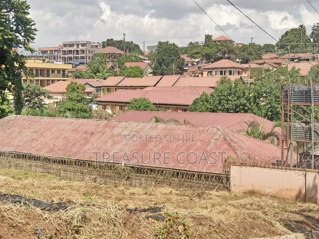 25 Decimals for Sale in Kisaasi