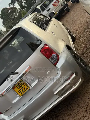 Toyota Corolla Rumion Hatchback 1.8 FWD 2009 Silver