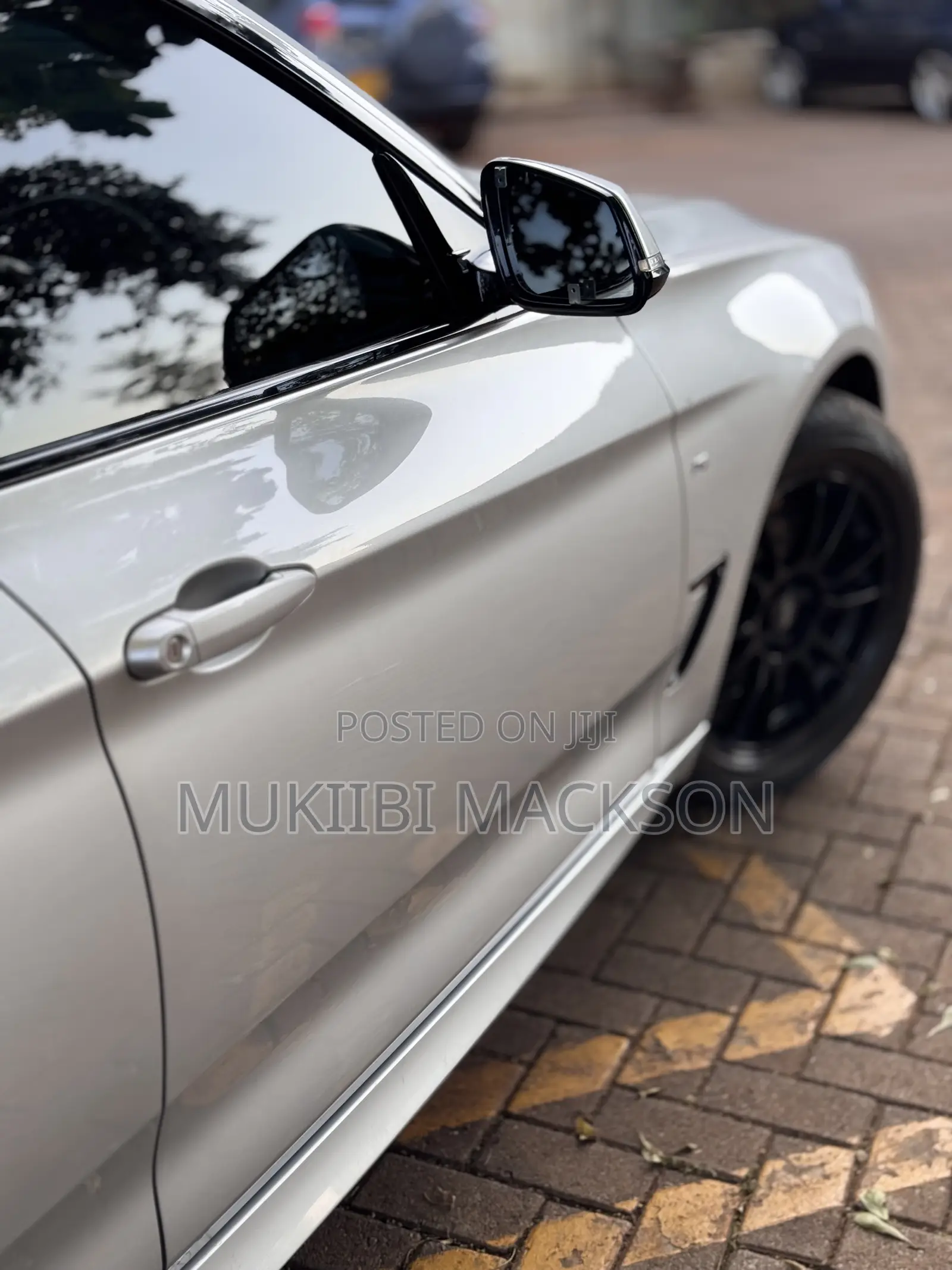 BMW 320i Wagon RWD 2013 Silver