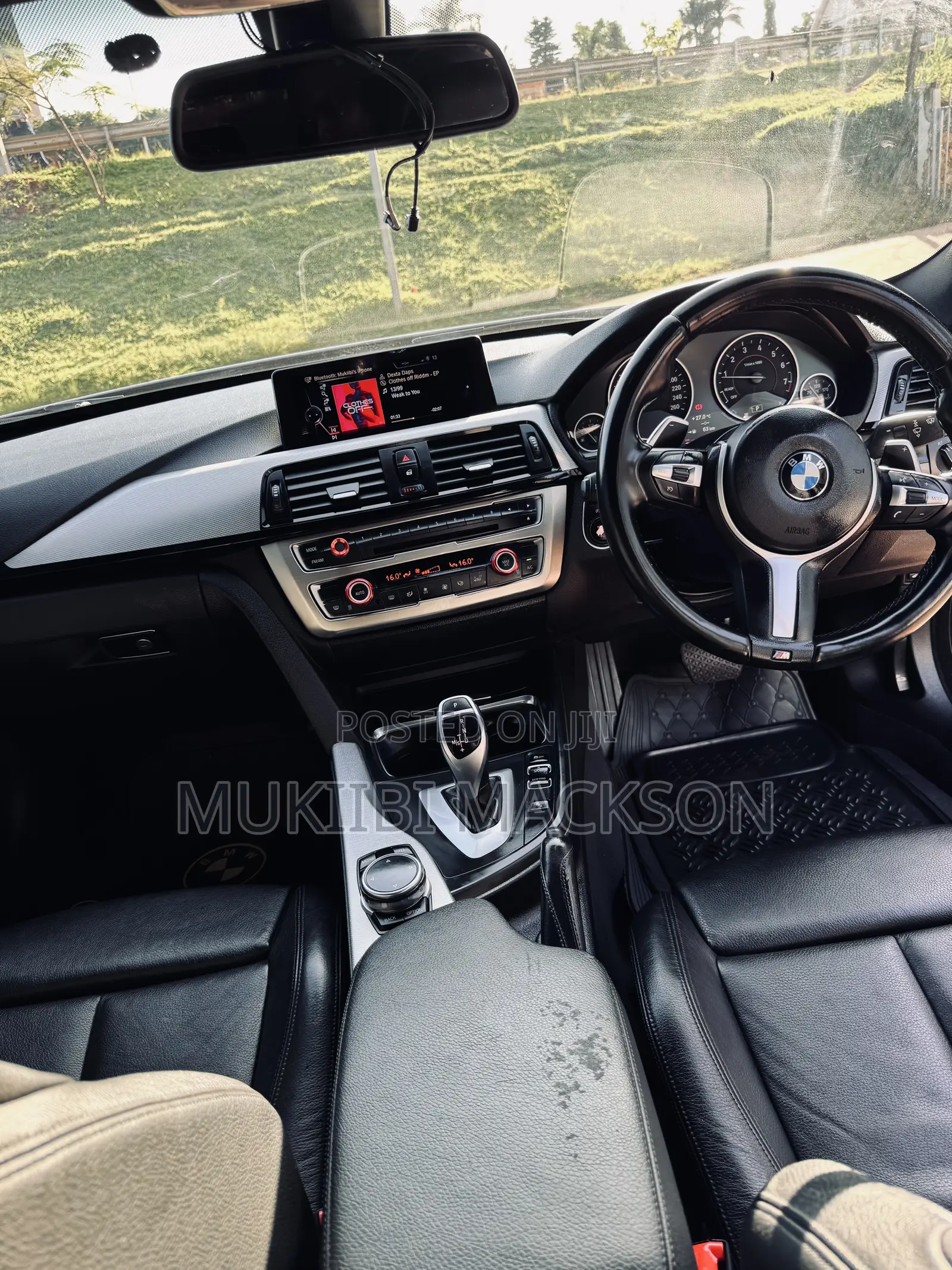 BMW 320i Wagon RWD 2013 Silver