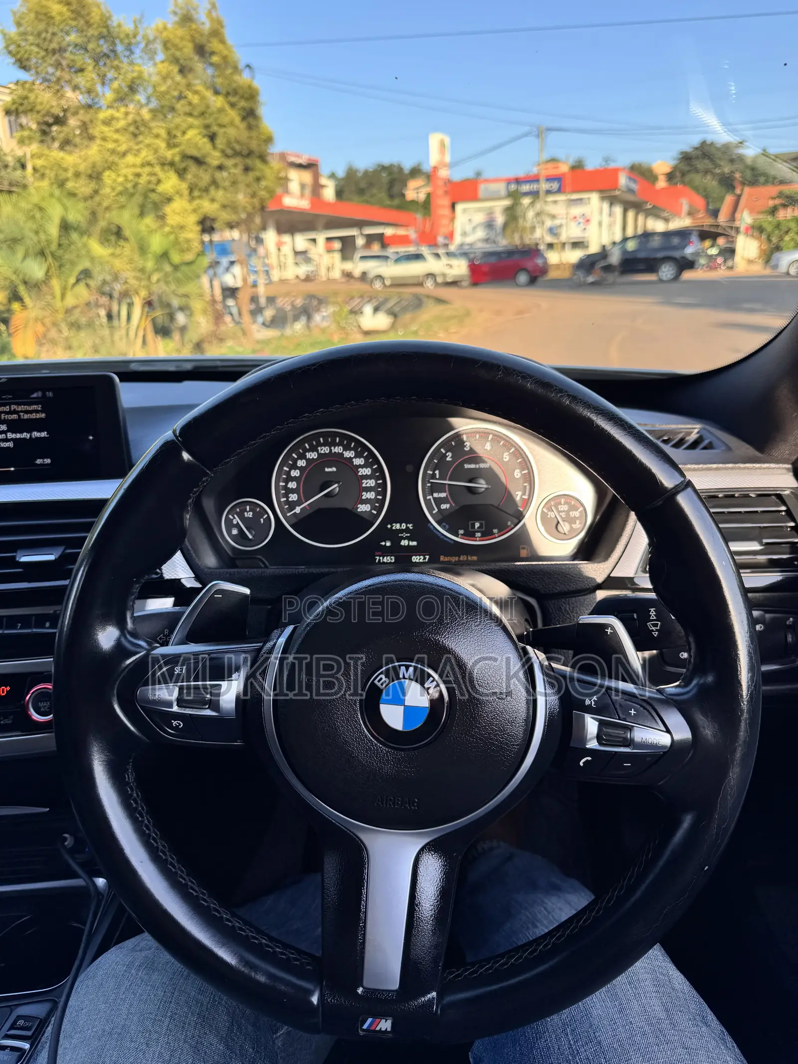 BMW 320i Wagon RWD 2013 Silver