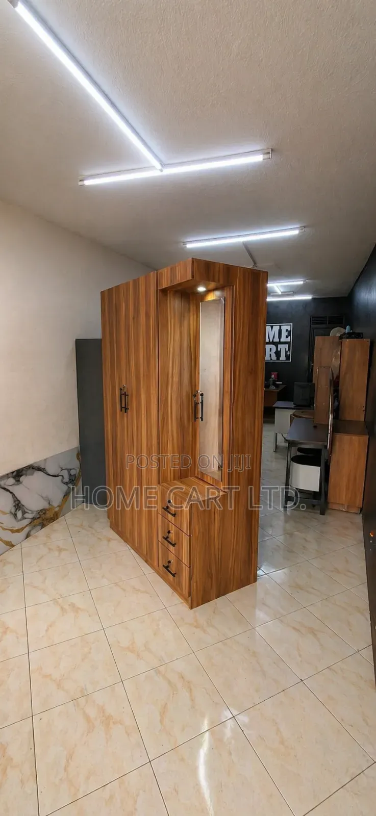 Wadrobe Movable Hvd463