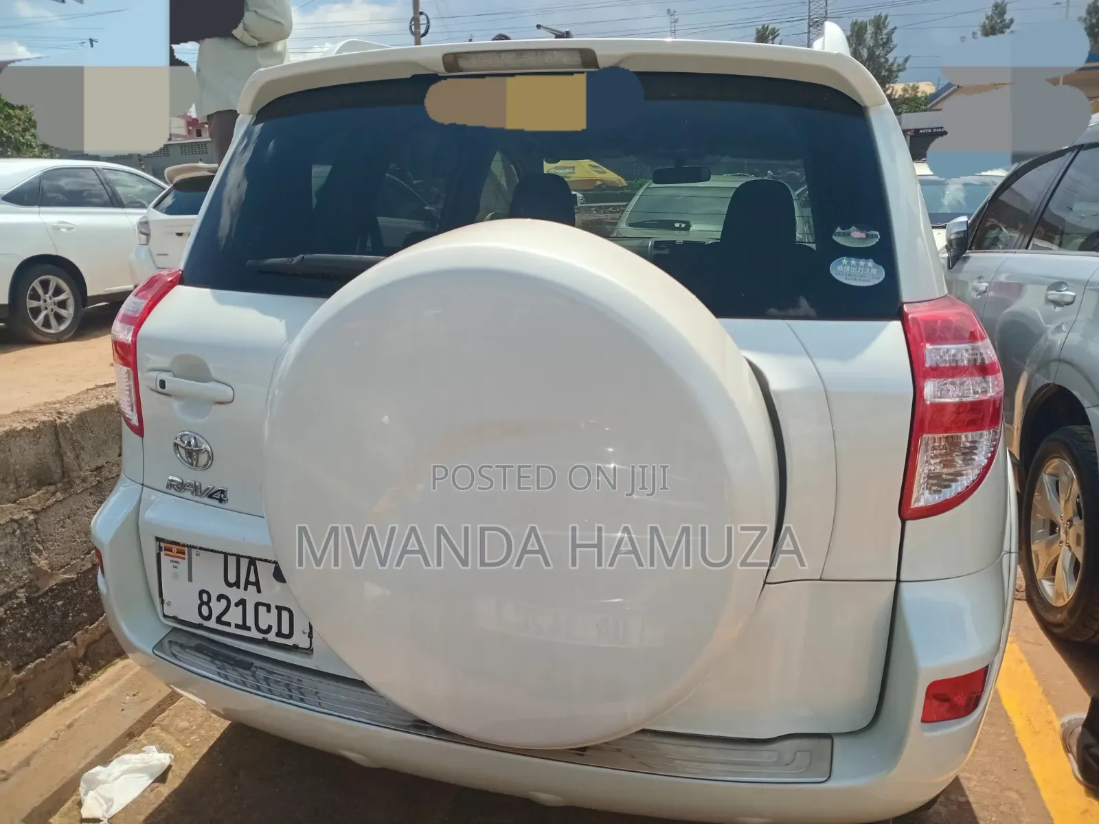 Toyota RAV4 2010 White