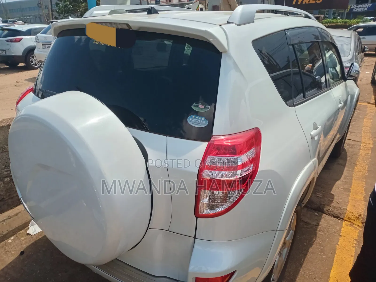 Toyota RAV4 2010 White
