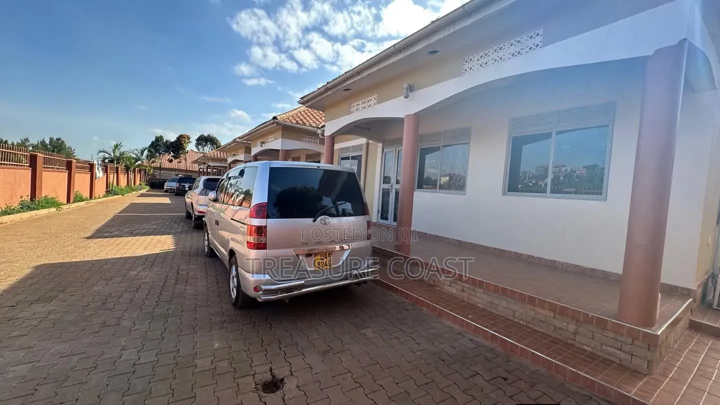 2bdrm House in Kira for sale