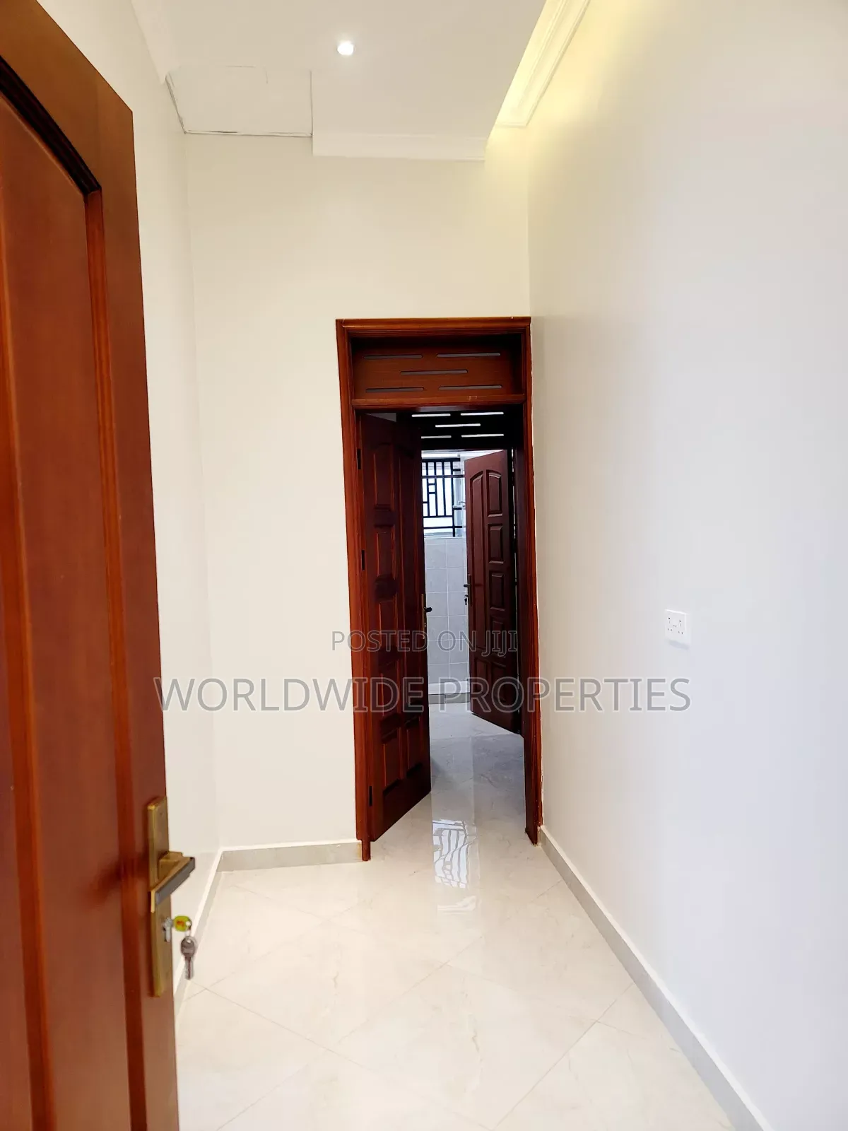 Furnished 4bdrm Townhouse/Terrace in Wakiso / Wakiso for sale
