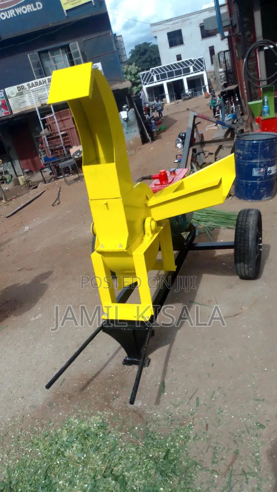 2 Big Wheels Silage Chopper