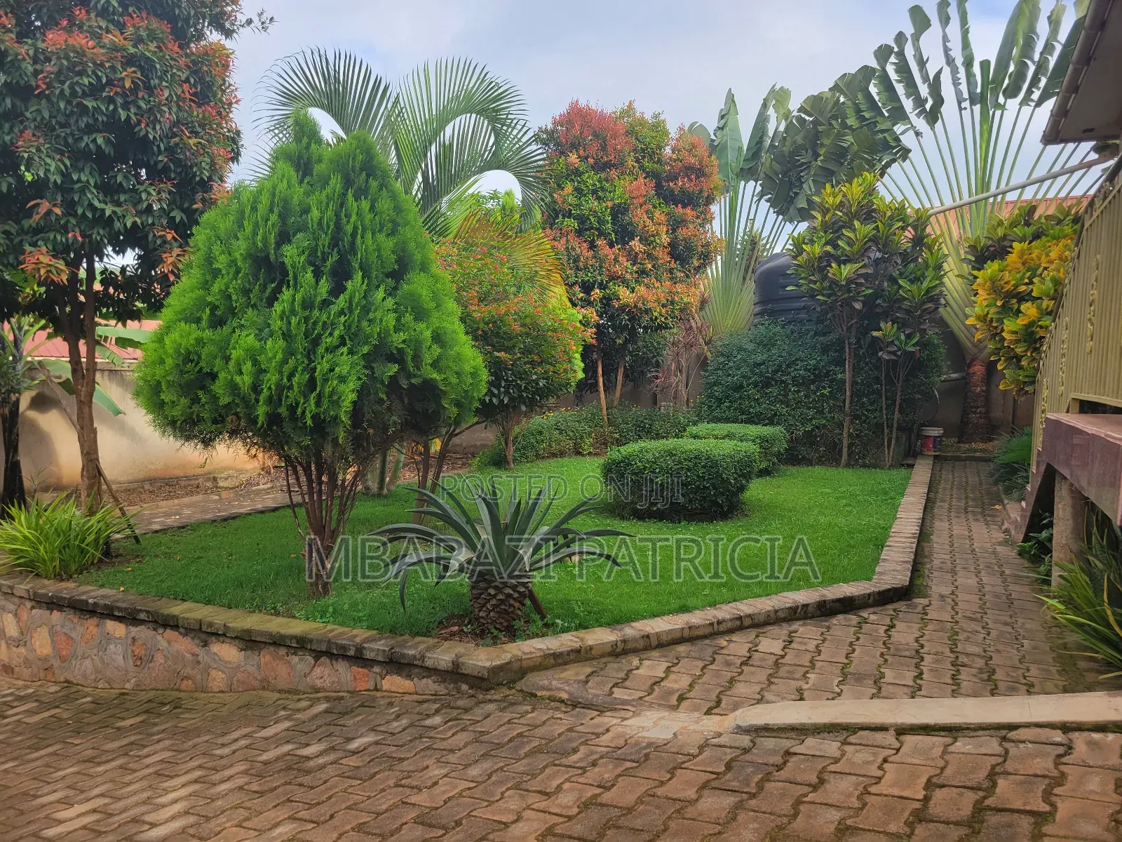 3bdrm House in Lugoba Jinjakaloli, Kawempe for sale