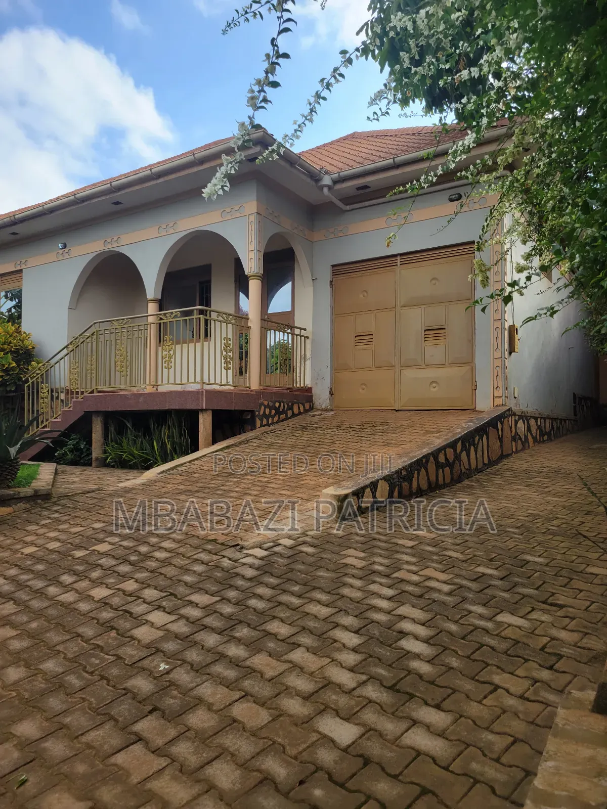 3bdrm House in Lugoba Jinjakaloli, Kawempe for sale