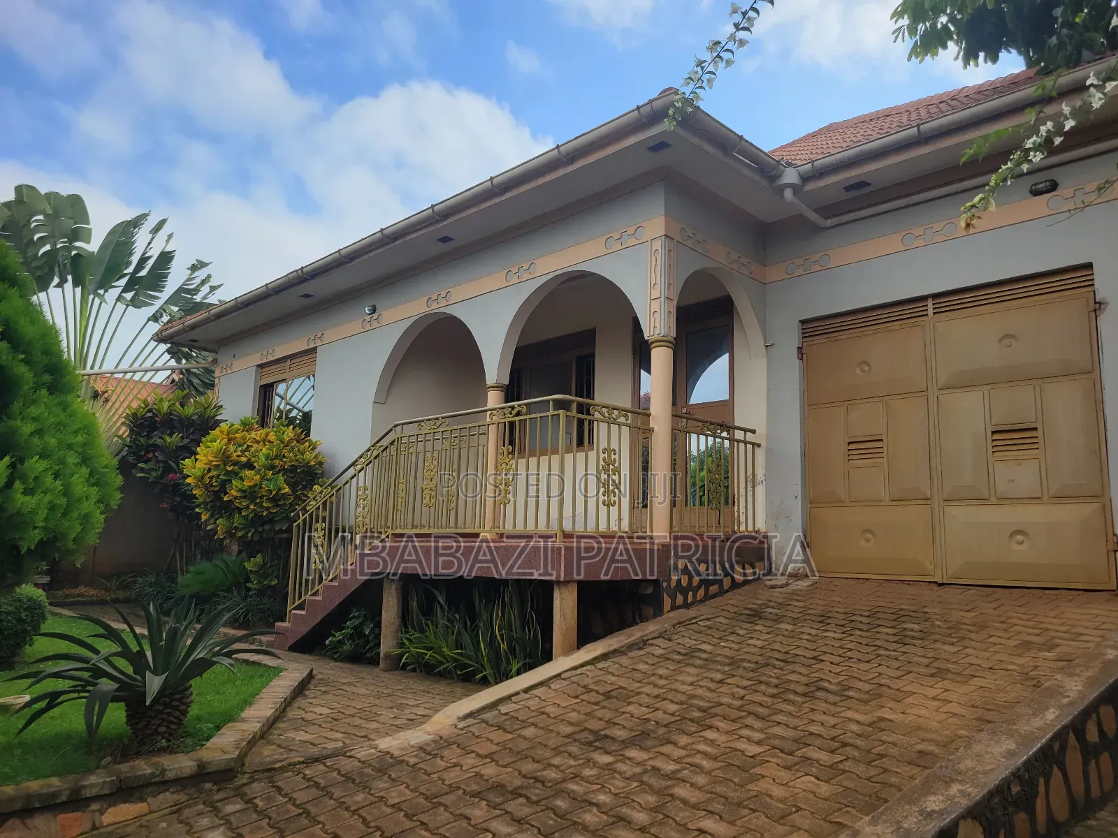 3bdrm House in Lugoba Jinjakaloli, Kawempe for sale