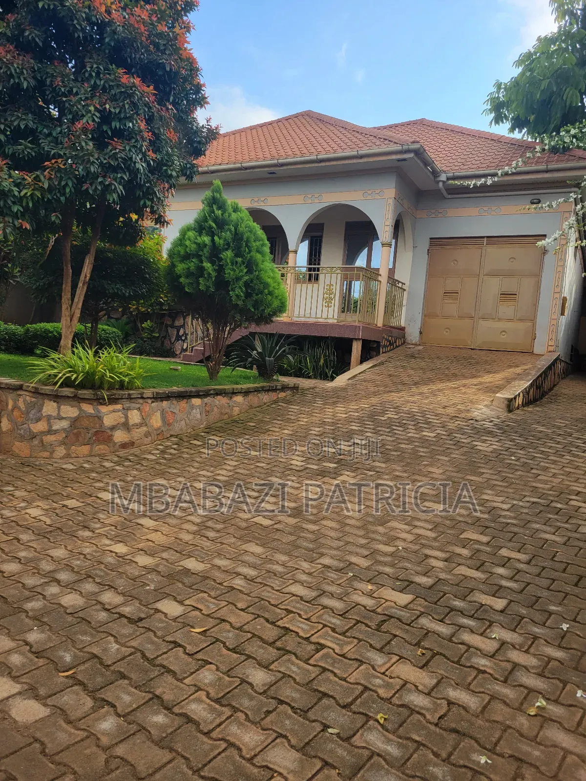 3bdrm House in Lugoba Jinjakaloli, Kawempe for sale
