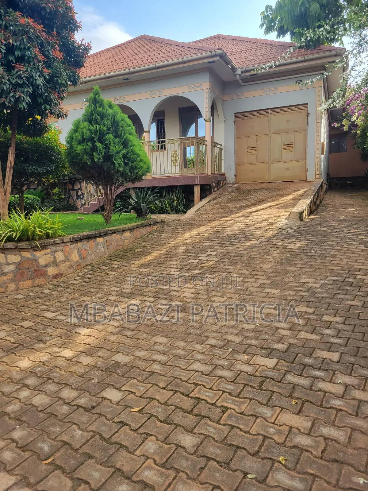 3bdrm House in Lugoba Jinjakaloli, Kawempe for sale