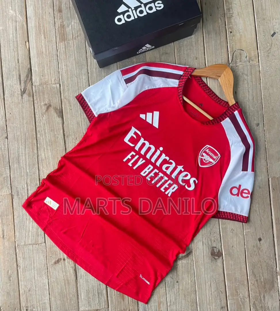 Arsenal New Jersey 2026/2027 Replica Available