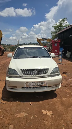 Toyota Harrier 1999 White