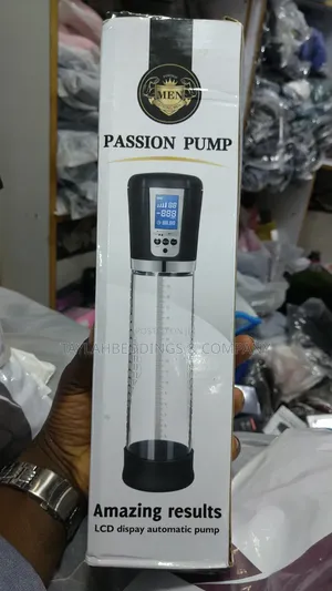 Shots Pumped Premium Rechargeable Automatic LCD Pump - Transparent