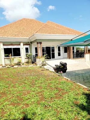 Furnished 4bdrm House in Bwebajja, Central Division for sale