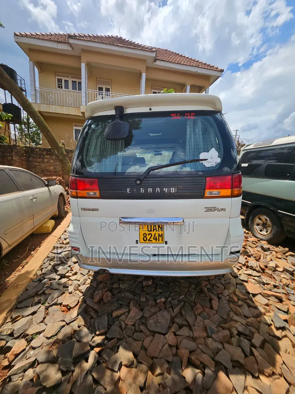 Nissan Elgrand 1999
