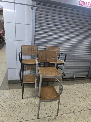 London Frame Plastic Chairs Plastic Chairs
