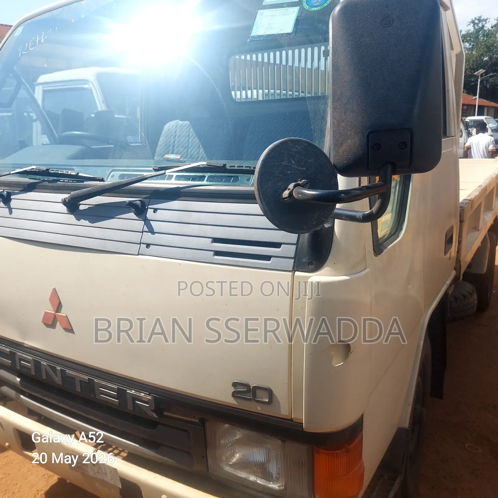 Canter Dump Truck Pearl White 4d32 Engine