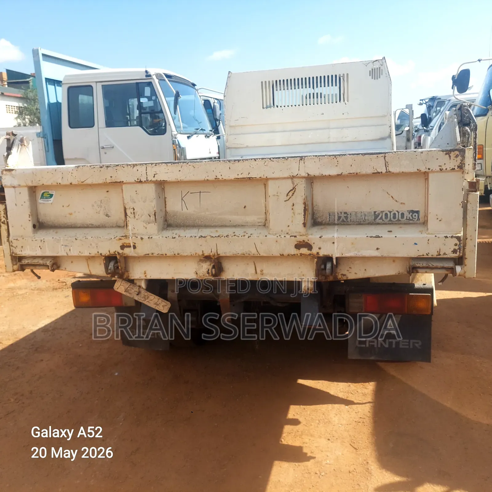 Canter Dump Truck Pearl White 4d32 Engine