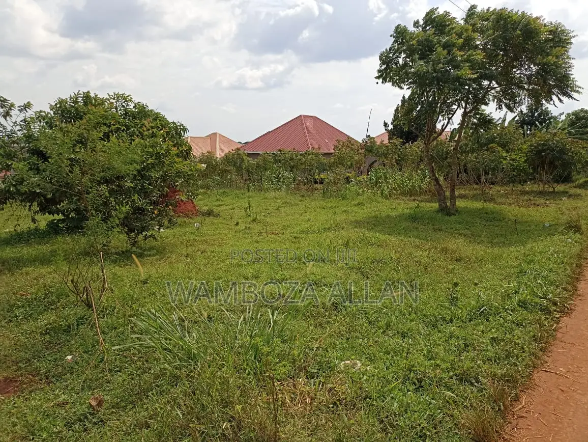 Genuine Titled 50x100 Plot for Sale – Sanga Nakukuba, Matugga