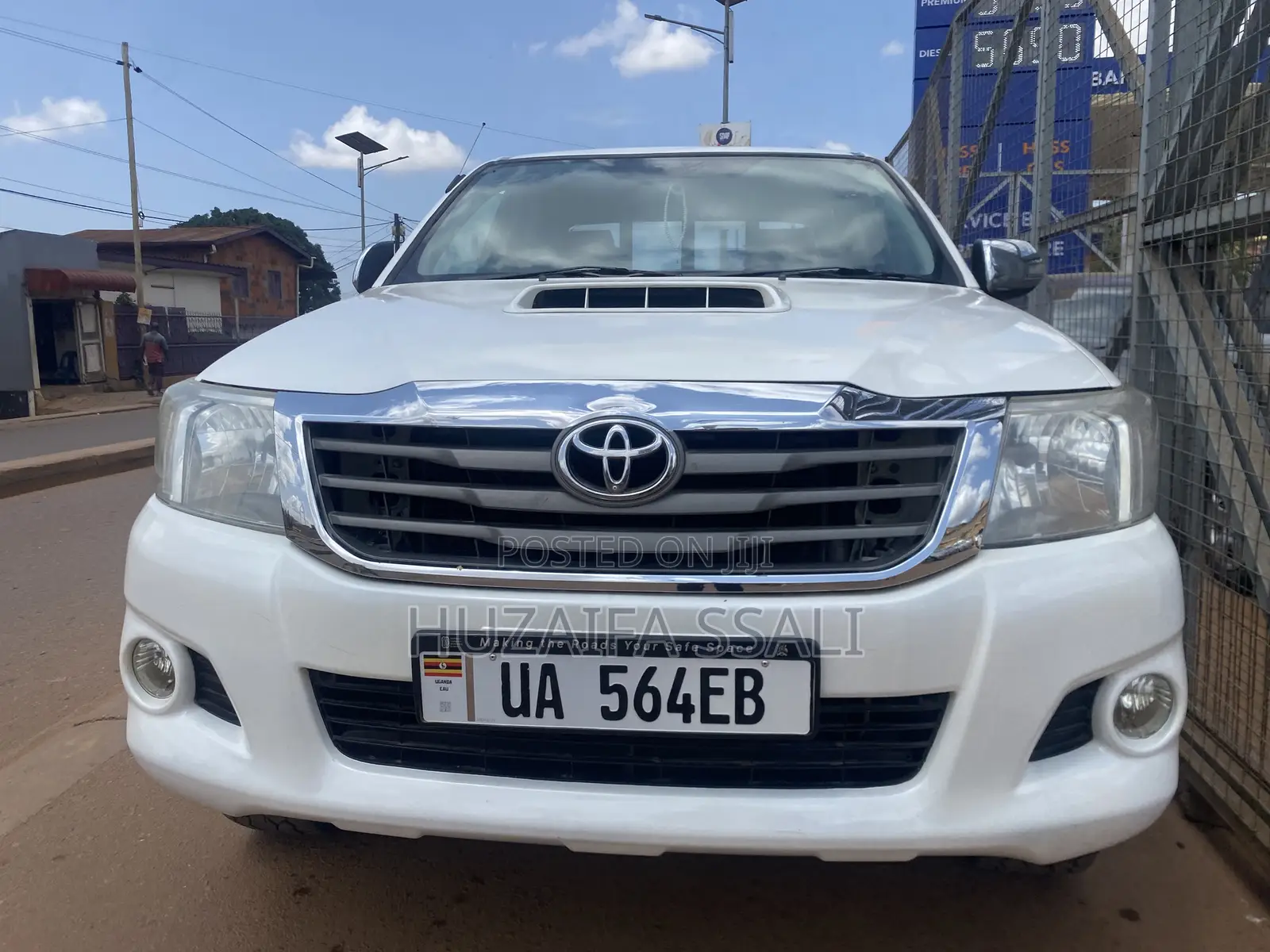 Toyota Hilux 2014 White