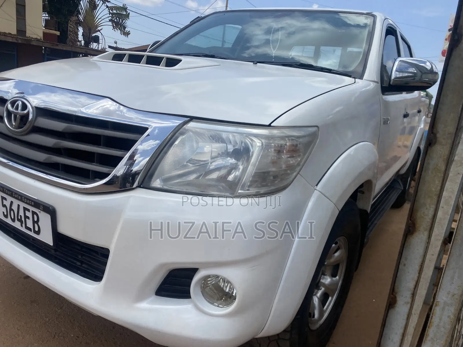 Toyota Hilux 2014 White
