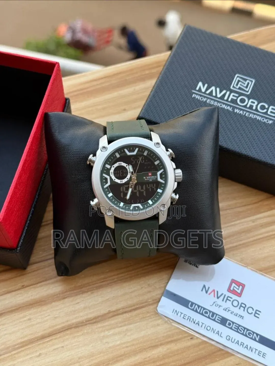 Naviforce 9261 Urban Men Leather Watch