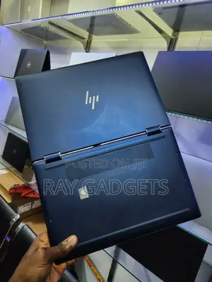 New Laptop HP Dragonfly G1 16GB Intel Core i7 SSD 512GB