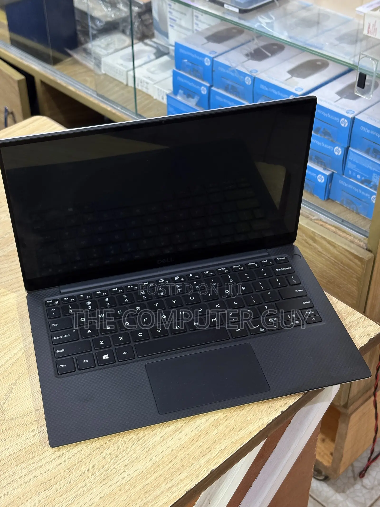 New Laptop Dell XPS 13 9380 8GB Intel Core i7 SSD 256GB